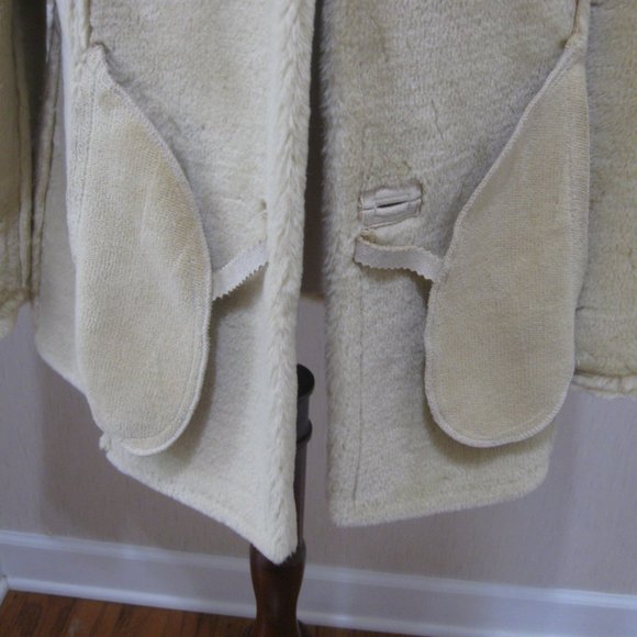 ***SOLD***  Calvin Klein Ultra Soft Faux Shearling Coat sz L Cream Beige - Picture 10 of 14